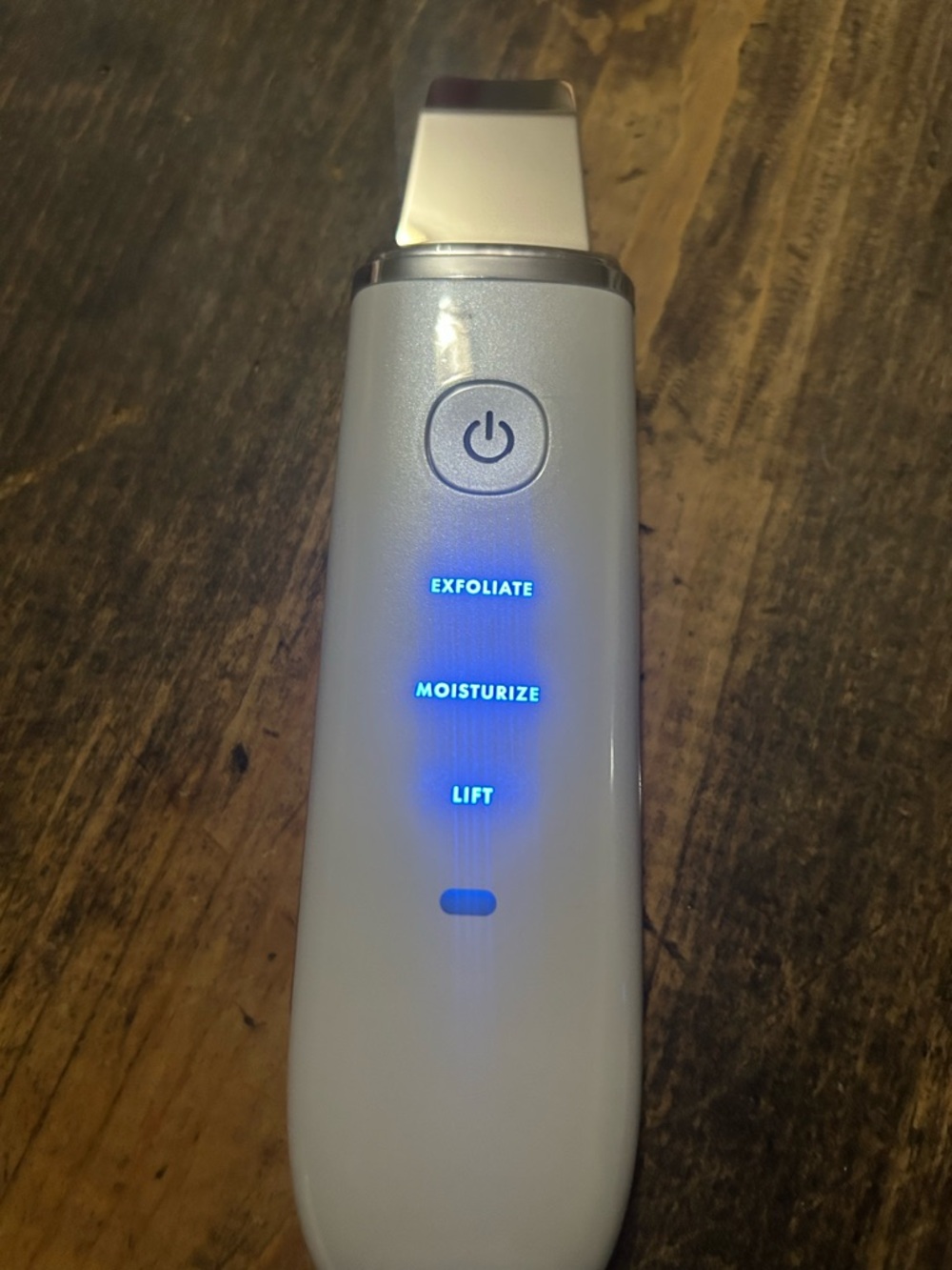 Vanity Planet Essia Ultrasonic Lifting & Exfoliating Moisturizing Face Wand